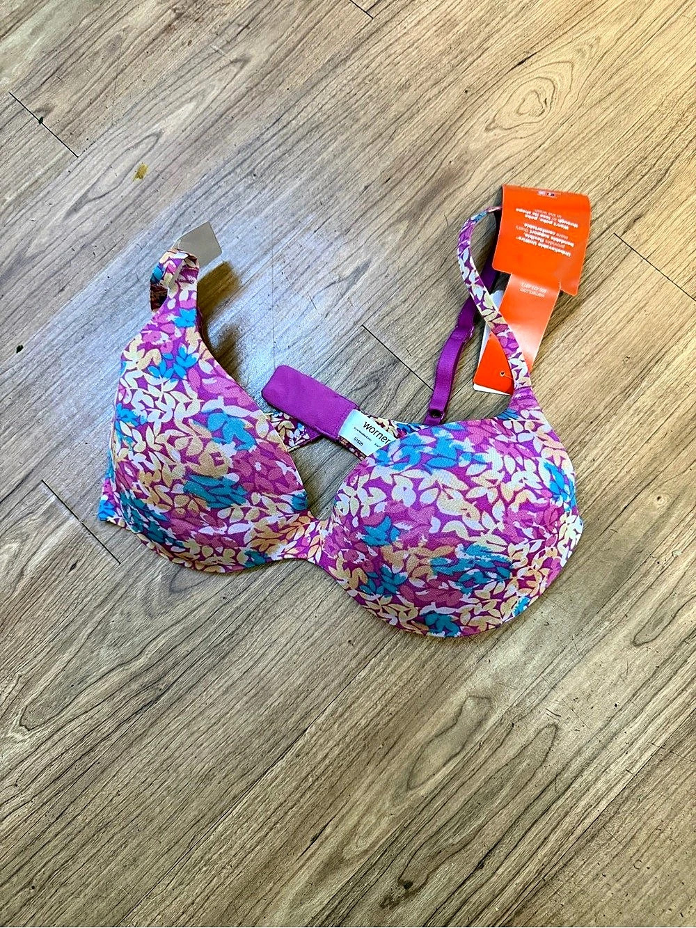 Warner's Unbelievable Unwire Contour Bra Floral 38B
